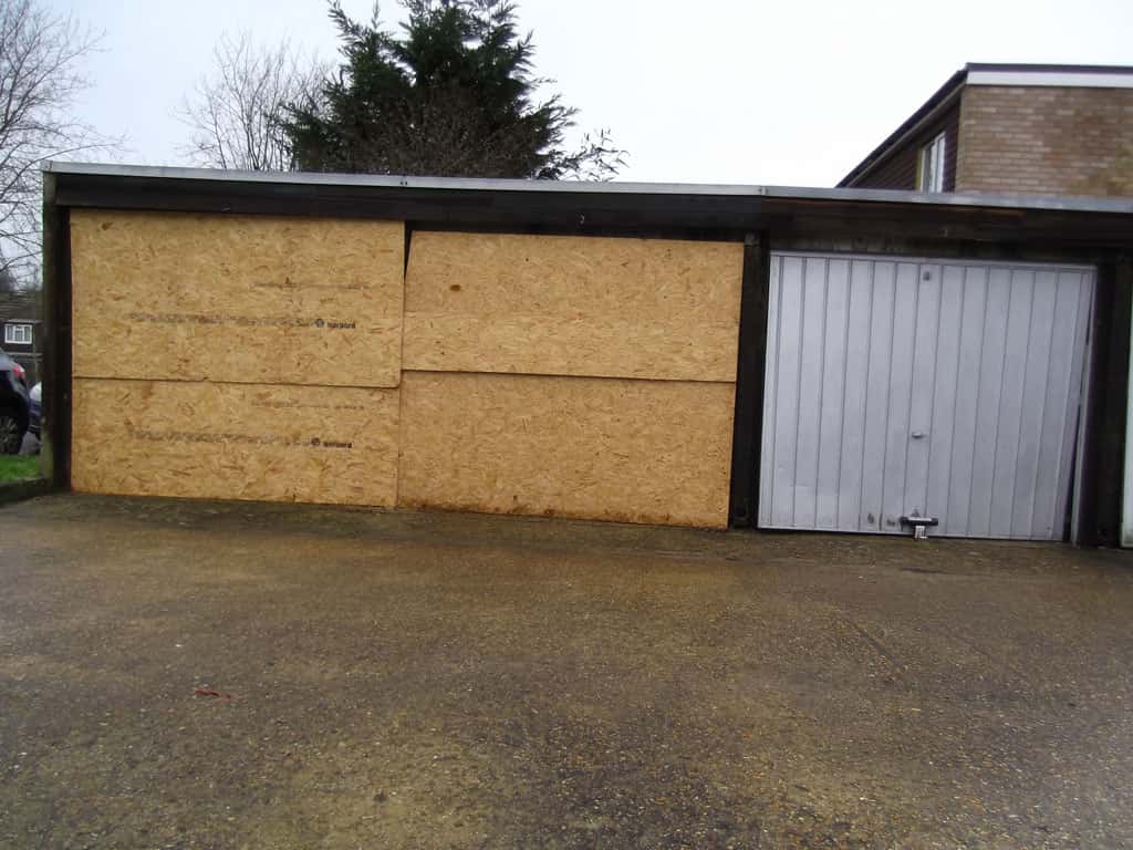 3 Battery Garage refurbishments in bracknell before the refurbishment